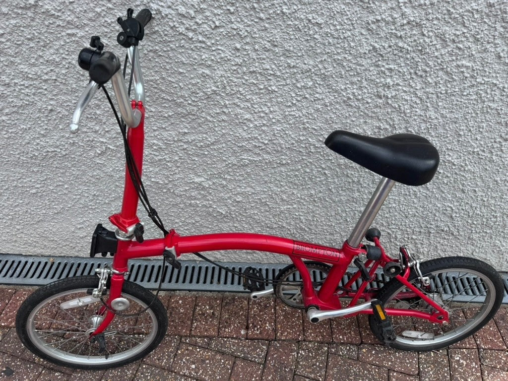 Brompton C Line M3L (3 Speed)  folding bicycle - Red