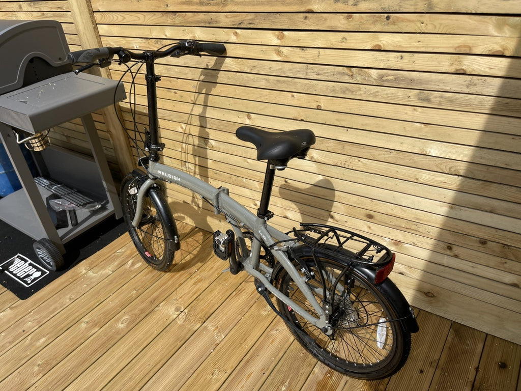 Raleigh Evo Two Folding Bike - Grey – Excellent Condition - White decal