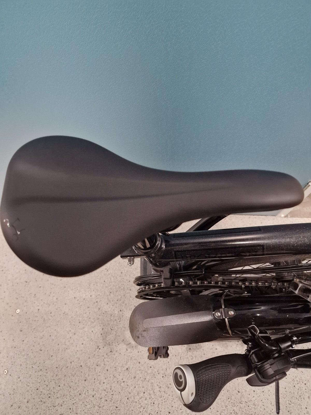 Brompton P Line Explore 12 Speed Folding Bike in Excellent Condition