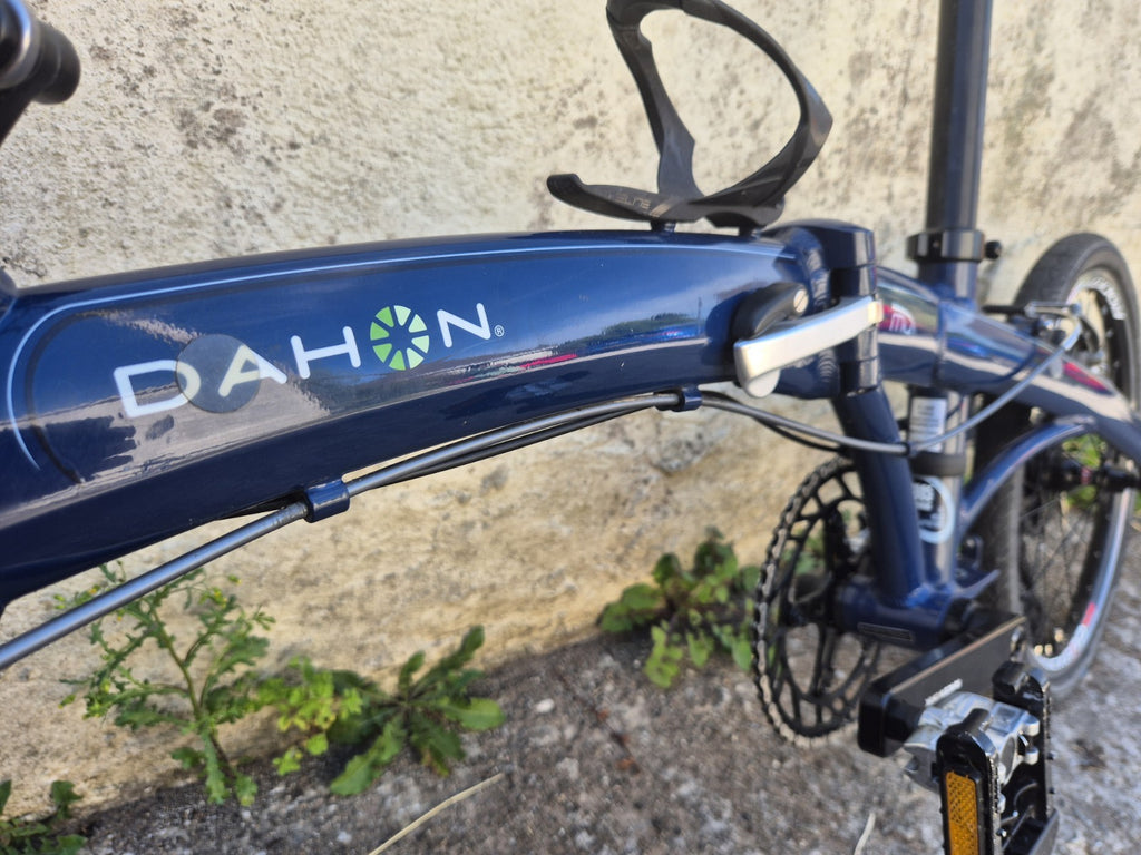 Dahon Mu P8 Custom Build Super Lightweight 9 Speed
