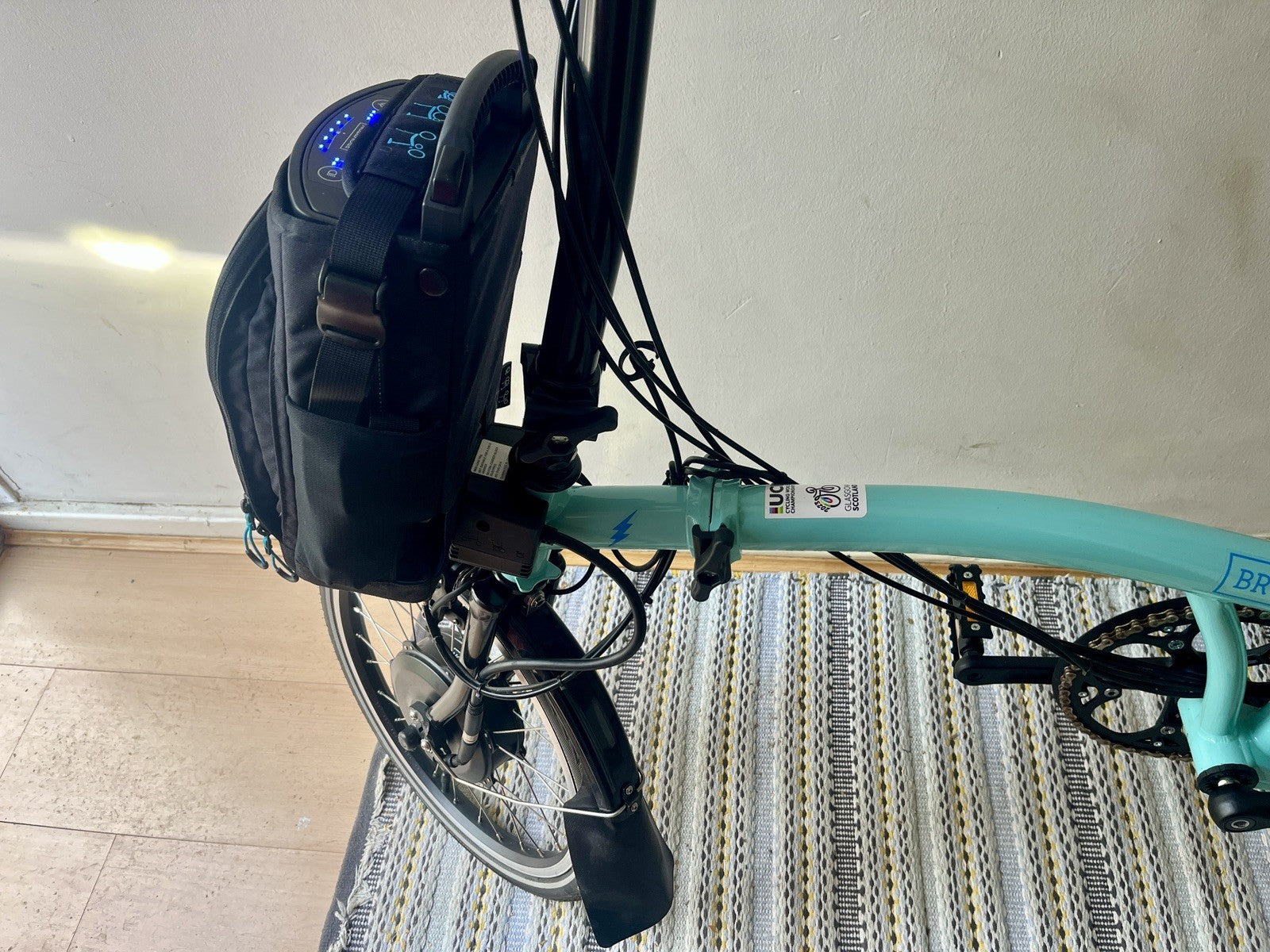 Brompton Bike 6 Speed -e-, Turkish Green, Hardly Used