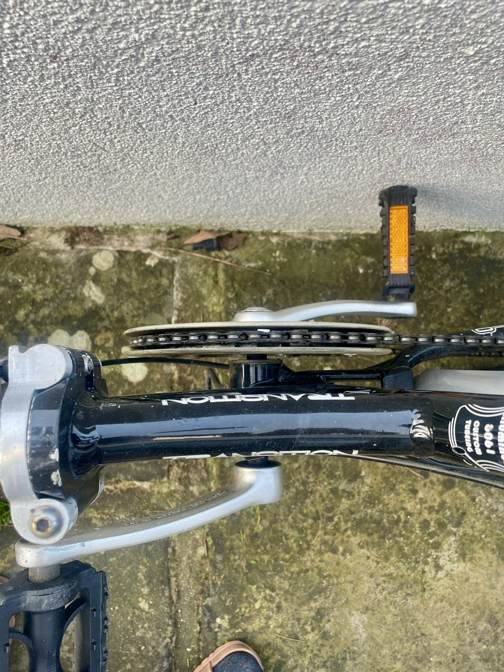 Apollo Folding Bike Aluminium Unisex Adults. Good Condition. Needs service.