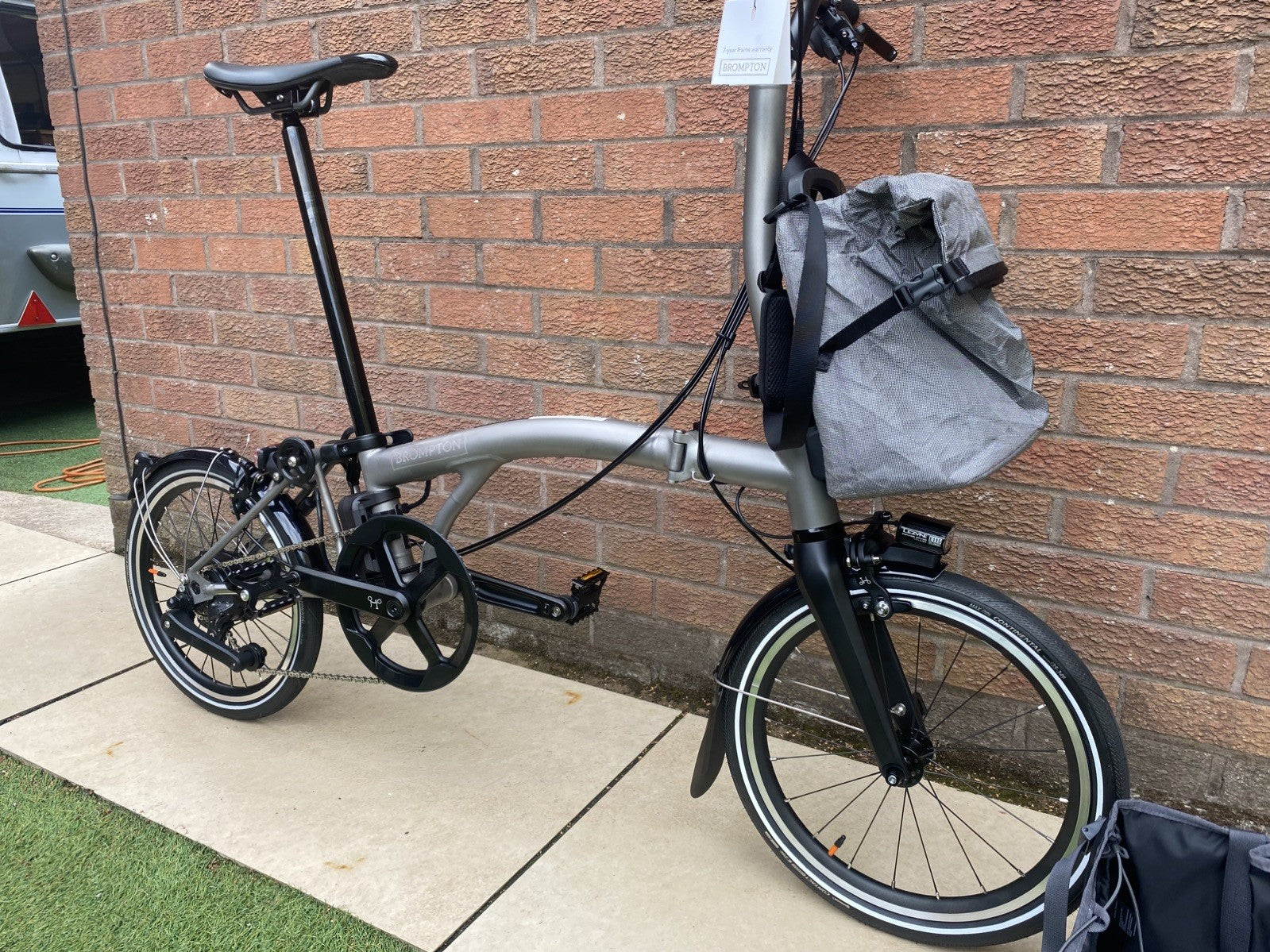 Brompton T Line 4 Speed virtually brand-new.
