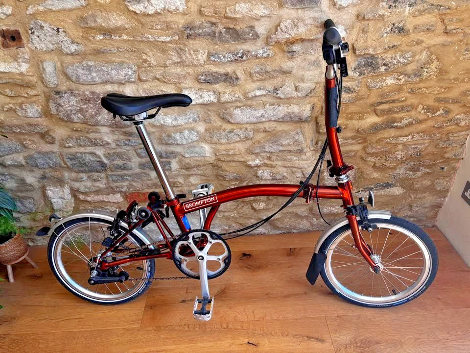 Brompton bike 6-Speed C Line (M6L) – Flame Lacquer Orange – MINT CONDITION