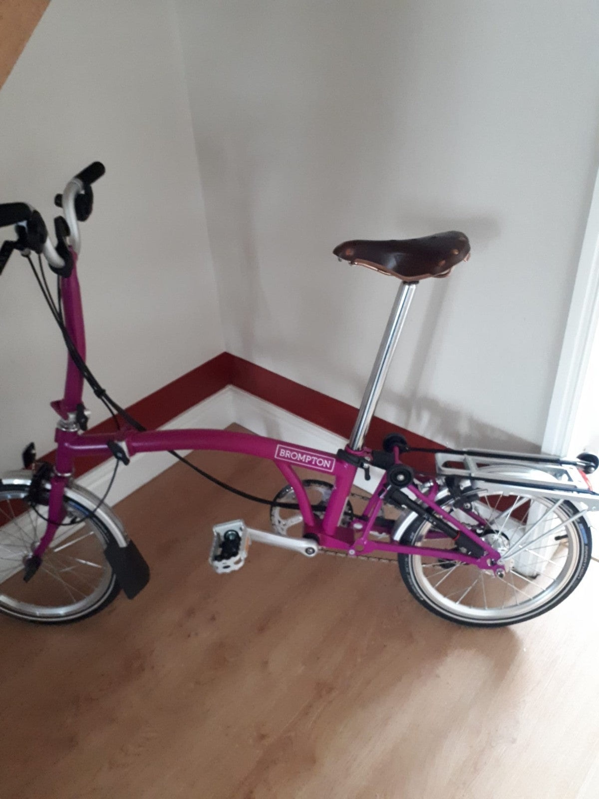 Brompton C Line Folding Bike – Rare Hot Pink + B&W Hard Case + Pink Bag