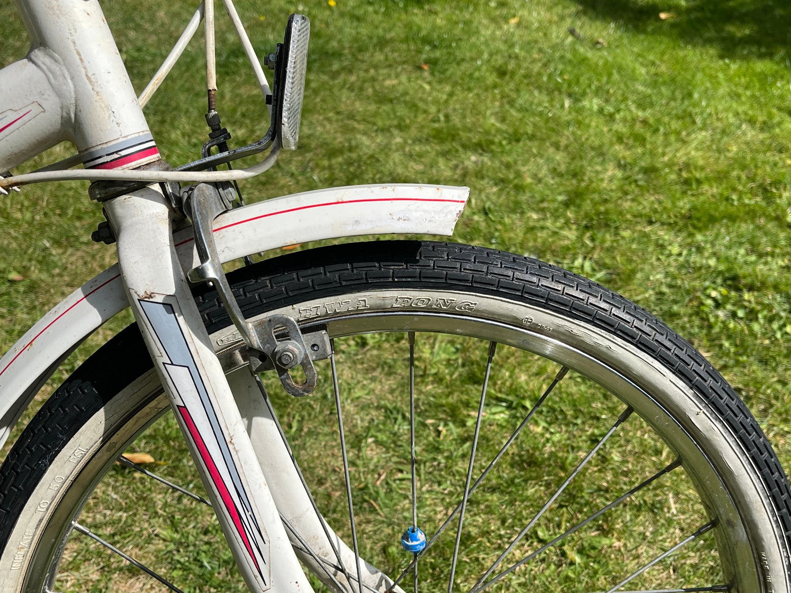 UNIVERSAL : 20" Wheel UniSport Sturmey Archer 3 Speed 1980s Vintage Folding Bike