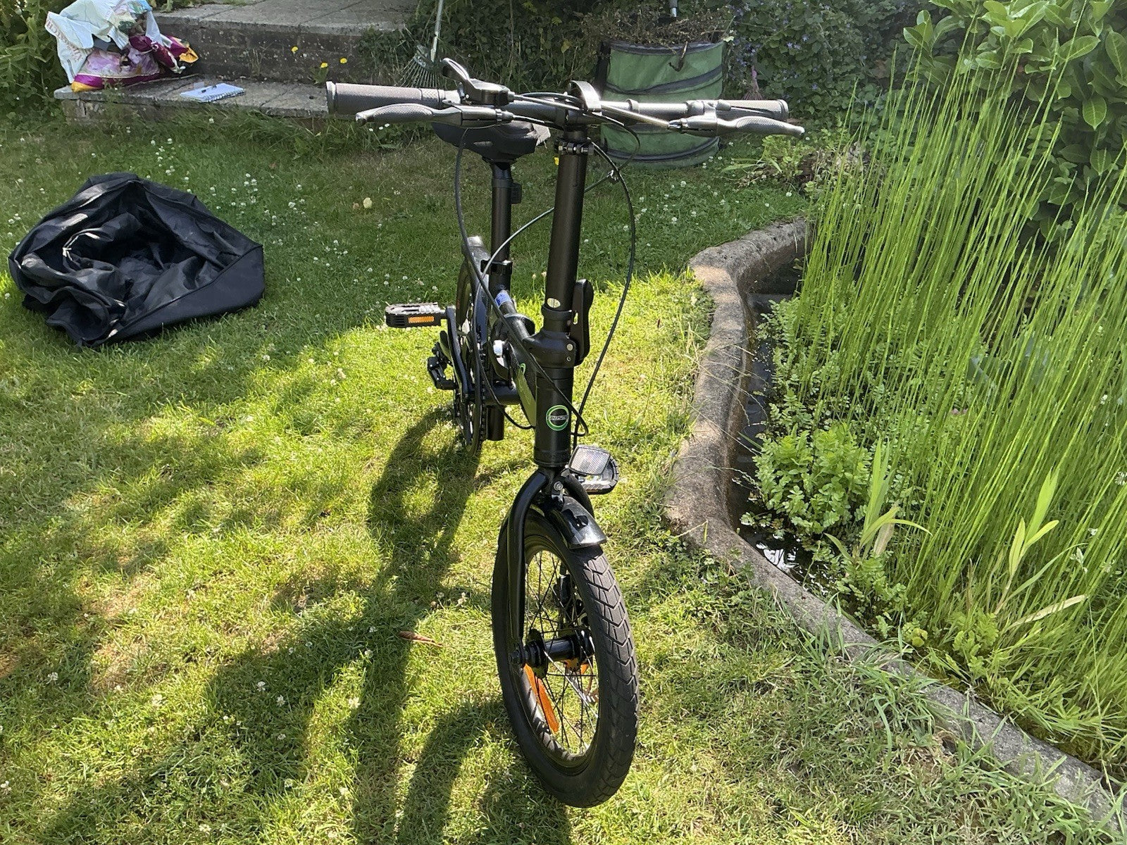 Ecosmo Folding Bicycle Black 16 Wheel with Carry Case Excellent Condition