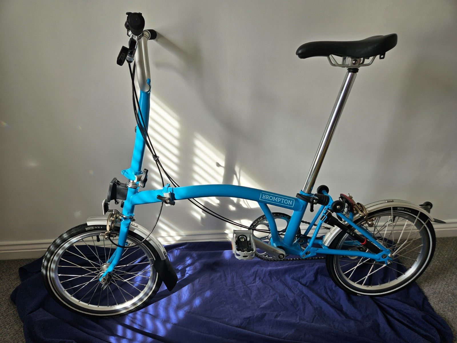 Brompton M3L folding bike - hardly used