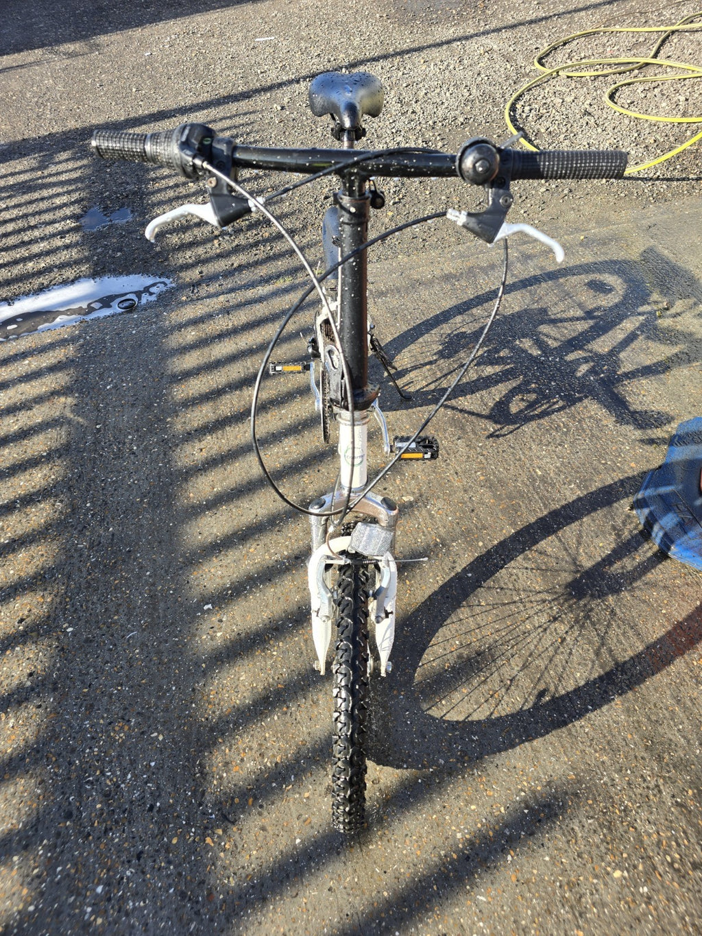 Folder Bike. ECOSMO.. VERY GOODCONDITION ONLY 2 SCRAC ONLY FOR £130.CASH IN HAND