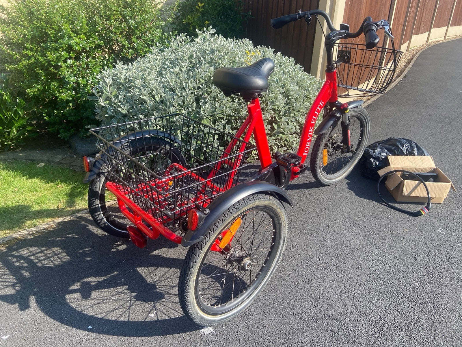 Jorvik Elite Folding Tricycle - 3 Wheel Trike with Basket