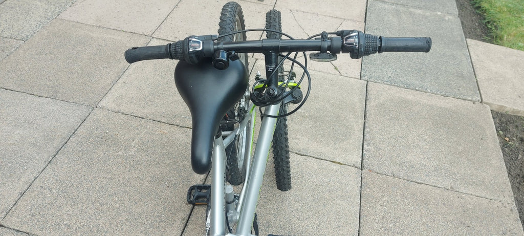 Challenge Beacon Folding Mountain Bike 18" Medium Frame, 18-Speed, 26" Wheels
