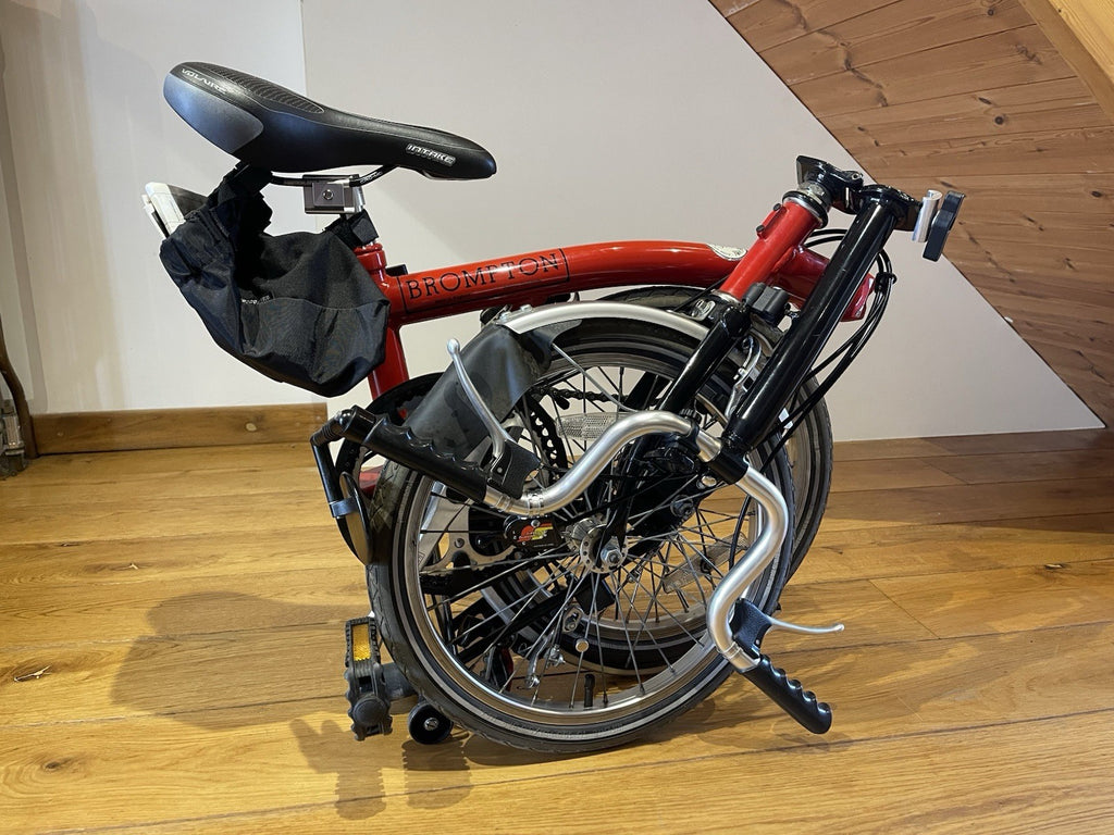 Brompton Folding Bike 16in Red/Black Derailleur Caliper, Mudguards Reflectors