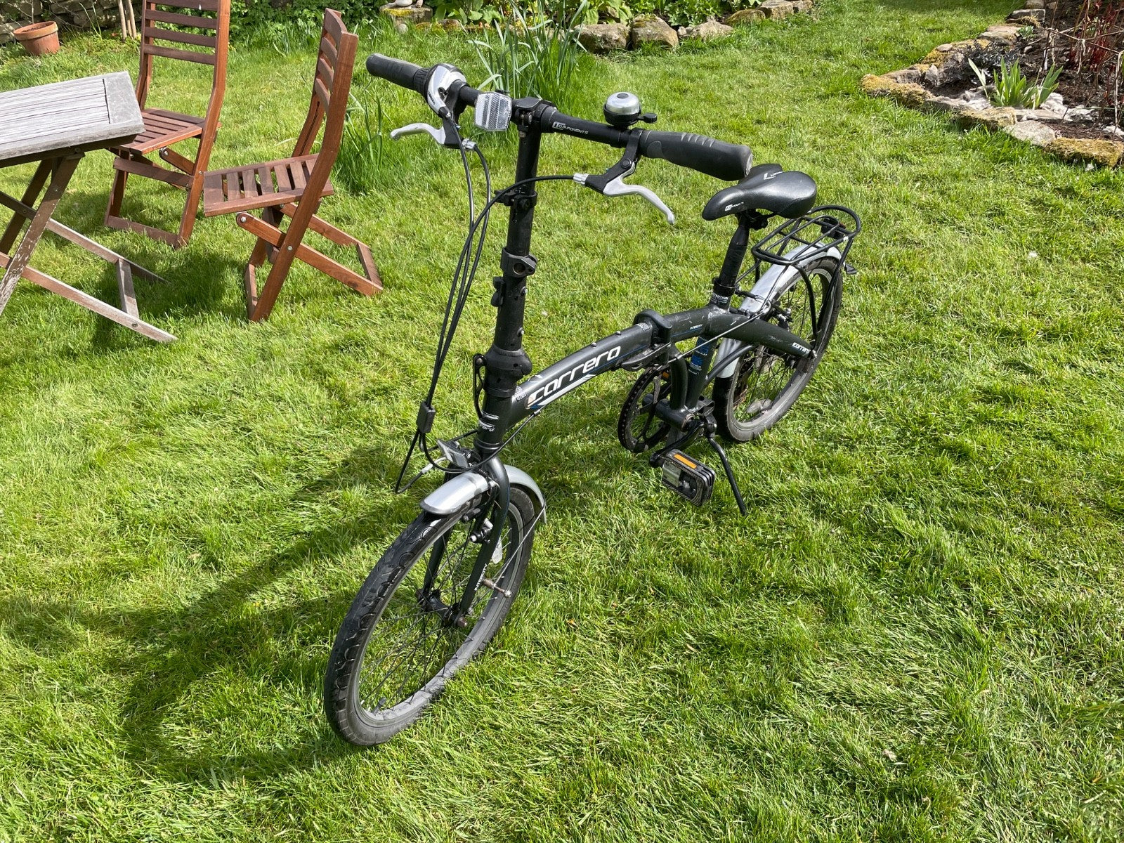 Carrera Intercity 20'' Unisex 8-Speed Folding Bike Black