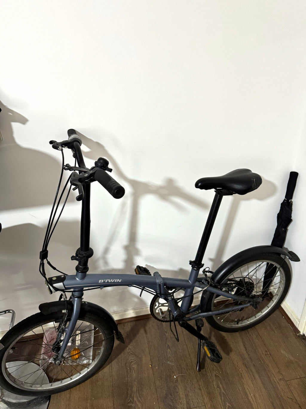 B'TWIN 20in Grey Folding Bike V-Brakes Derailleur Mudguards Kickstand
