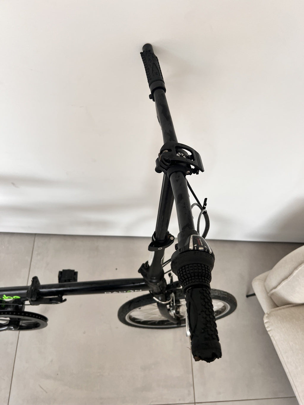 Dahon Vybe D7 Folding Bike (£599 New)