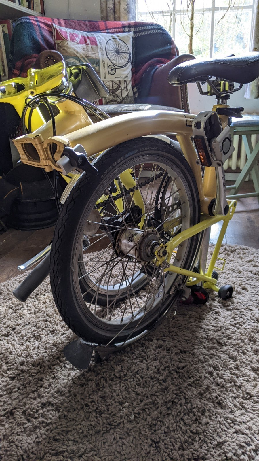 Brompton 3-speed folding bicycle, all original, little use, test ridden working