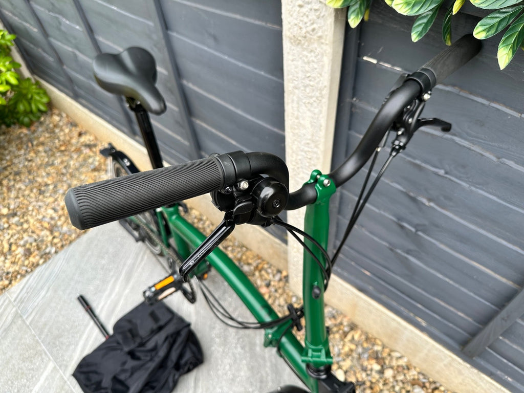 Brompton C Line Explore 2023 Racing Green  6 Speed - with storage bag