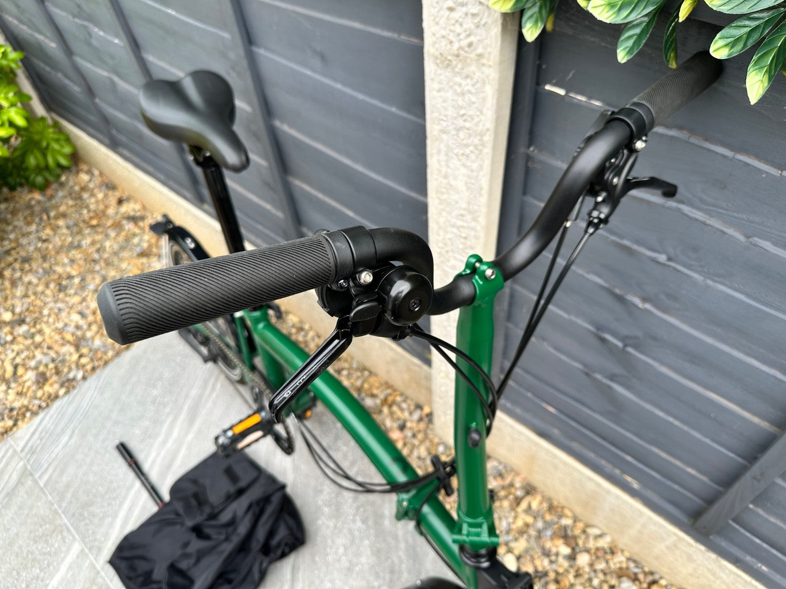 Brompton C Line Explore 2023 Racing Green  6 Speed - with storage bag