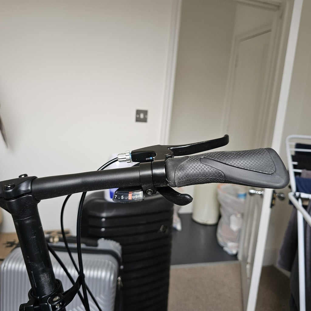 Dawes Kingpin Folding Bike Grey – Used Once – Excellent Condition – RRP £521