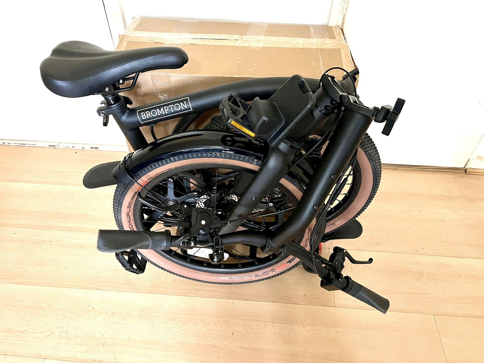 Brompton Electrc G Line MY26 SuperRoll+ e-Motiq system, Space Black