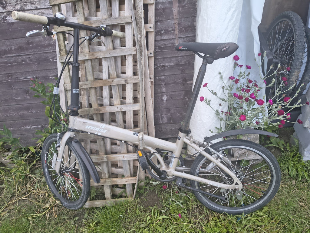 Oyama Lexington Dahon Style Light Aluminium Folding Bike Cycle 8 Speed Alex DA16