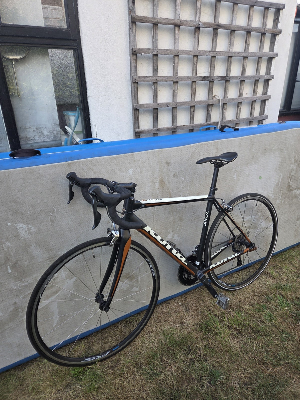 Kona Zone Road Bike 53cm Medium Frame