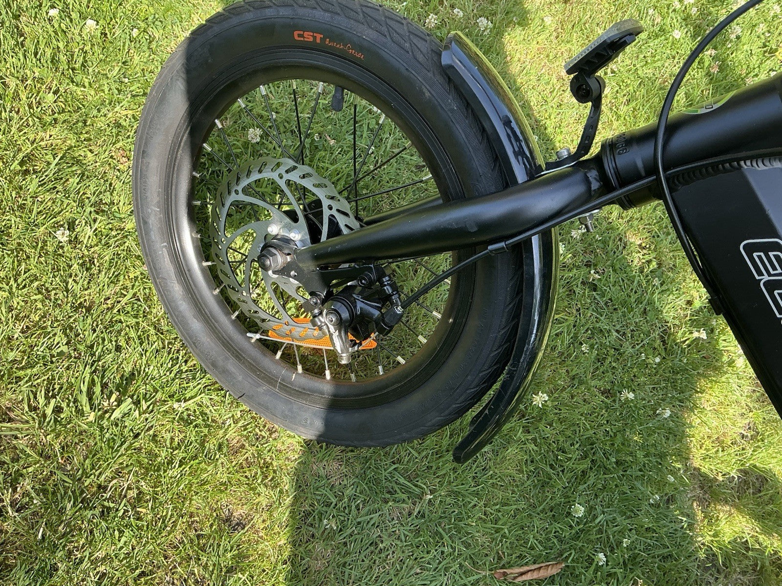 Ecosmo Folding Bicycle Black 16 Wheel with Carry Case Excellent Condition