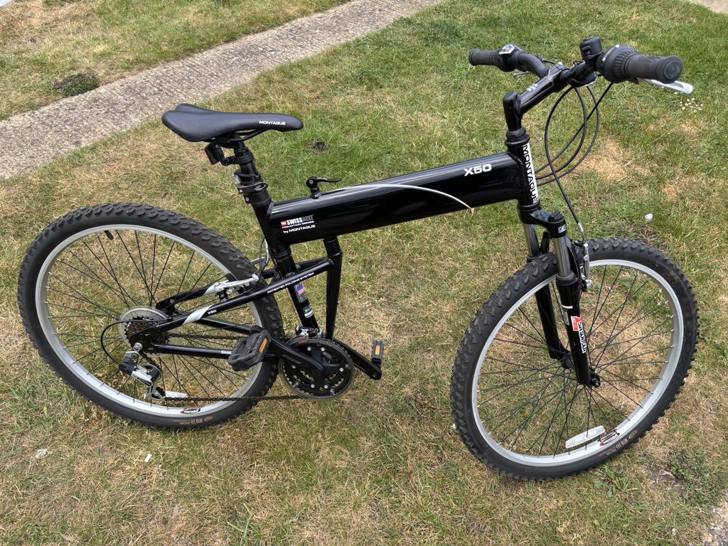 Montague SWISS BIKE X50 FOLDING ADULT UNISEX MOUNTAIN BIKE lightly used