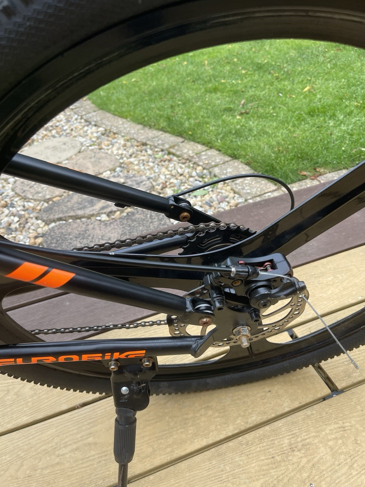 Eurobike G7 Folding Mountain Bike Dual Disc 17" Frame, 27.5" Wheels