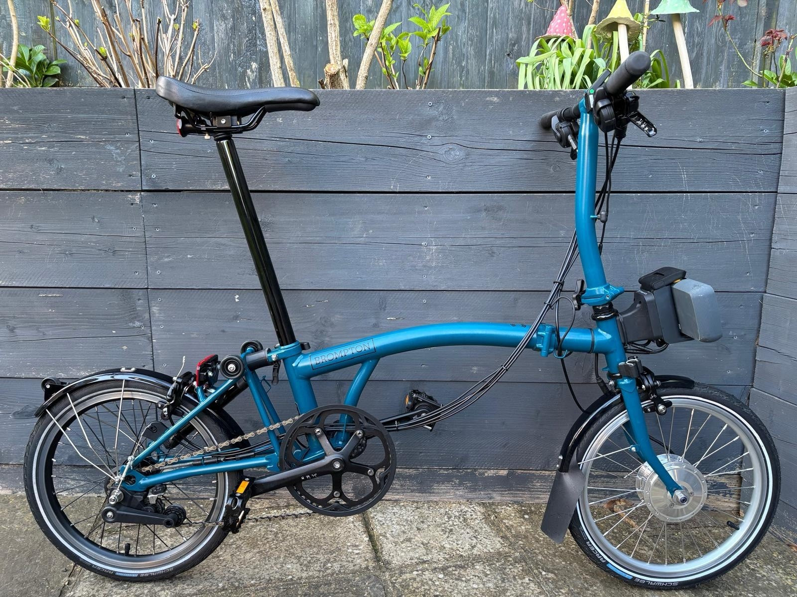 2023 Brompton C Line Urban M6L Folding Bicycle in Ocean Blue - Hardly Used