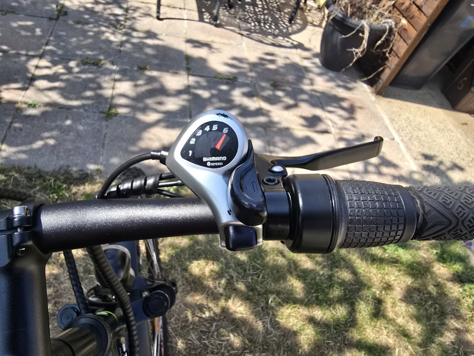 Folding Mountain Bike With Full Suspension. 250 watt, 25 to 35mile range