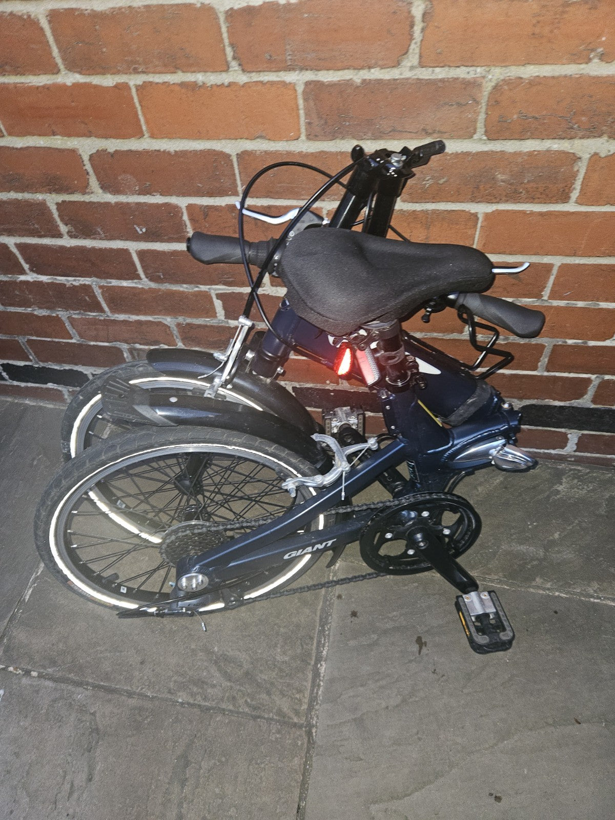 Giant Halfway Folding  Bicycle 20" Wheels