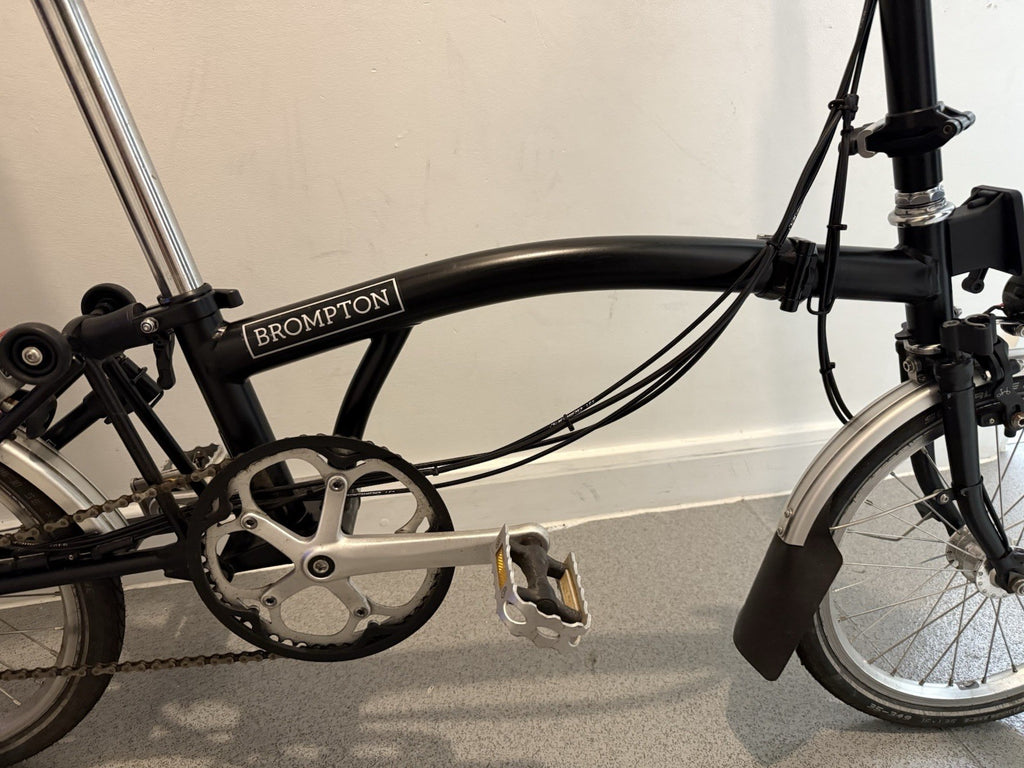Bromptons 6 Speed 2020 Model with Dynamo Lights Excellent Condition