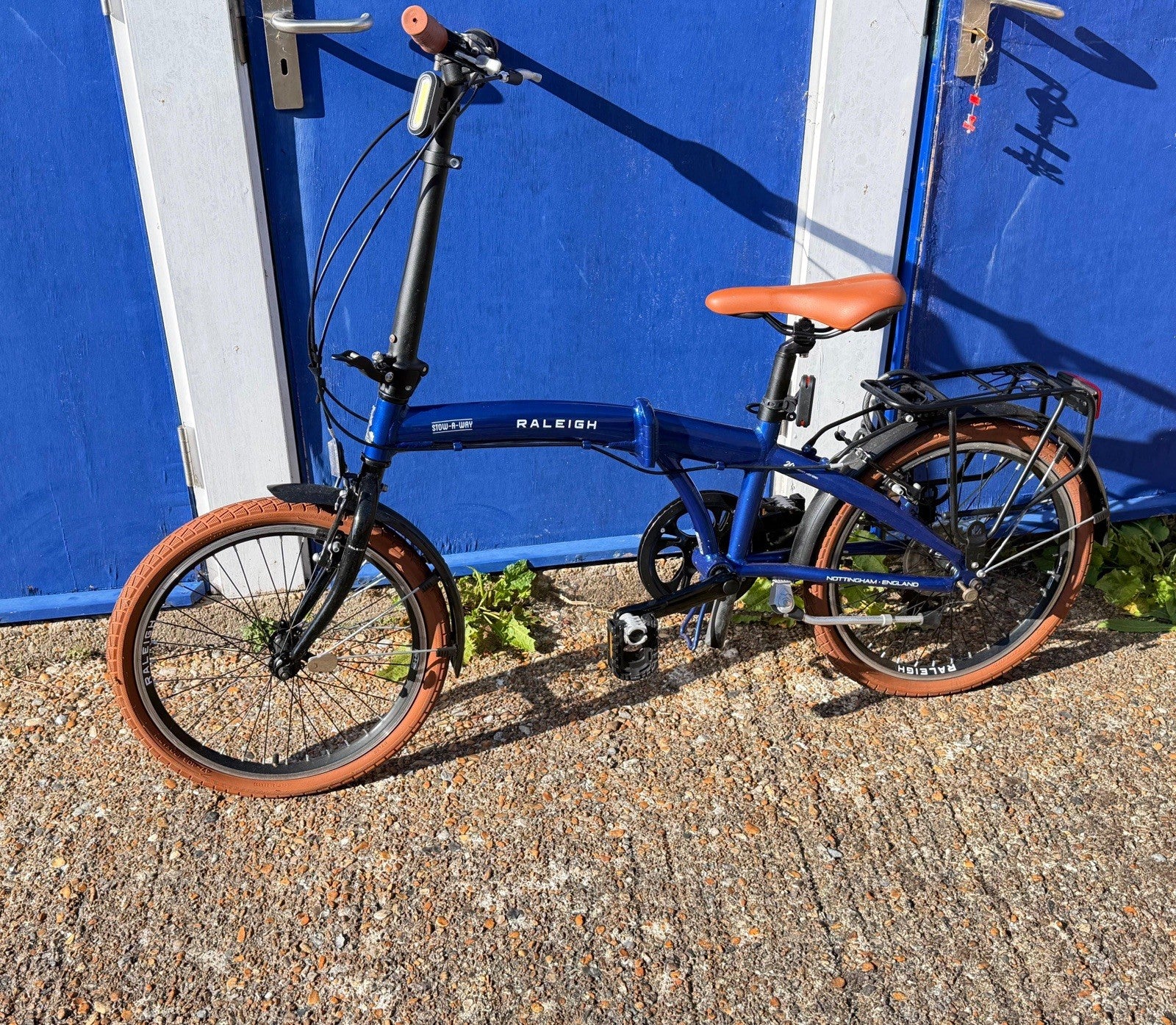 Raleigh Stow-A-Way 20in Folding Bike Blue, V-Brakes, Derailleur, Rear Rack