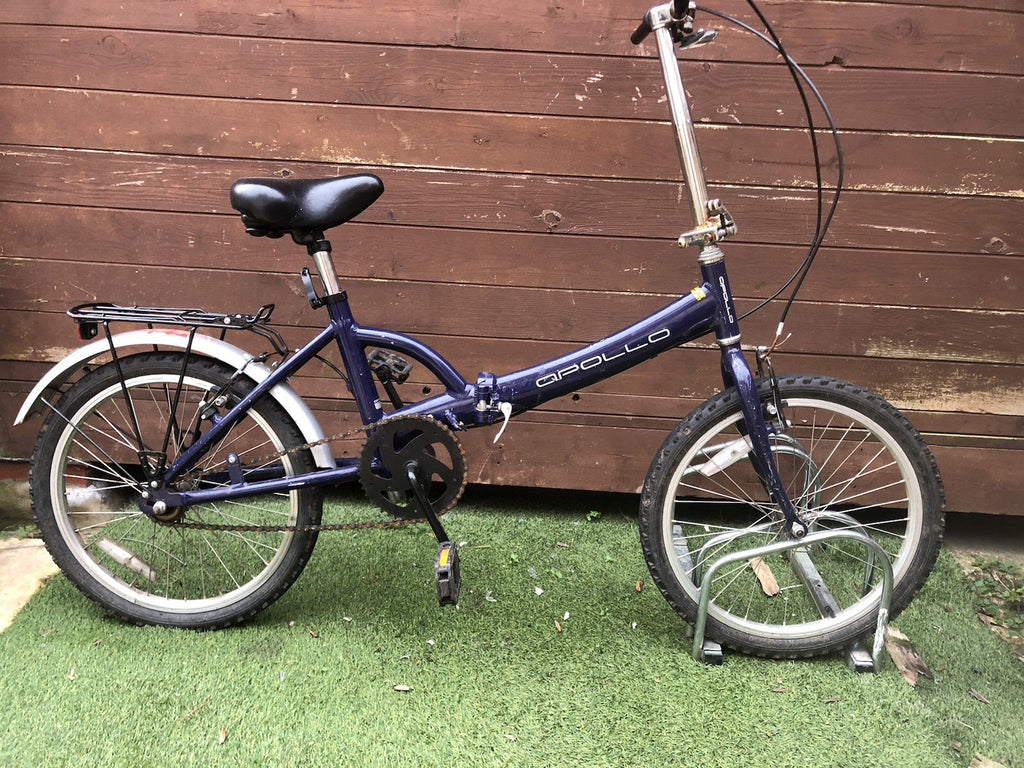 Apollo Folding Bike.  20" Wheels. (Great for Trains) Fully working !!