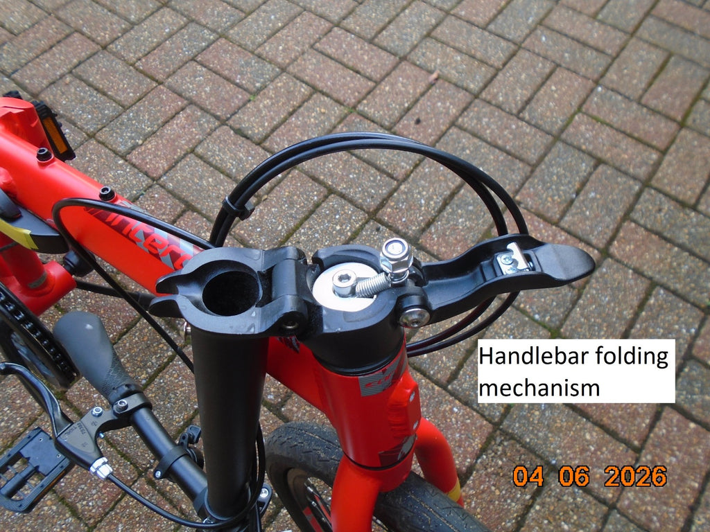 Carrera 20" Red Folding Bike – Very lightly used, see pics for full detail