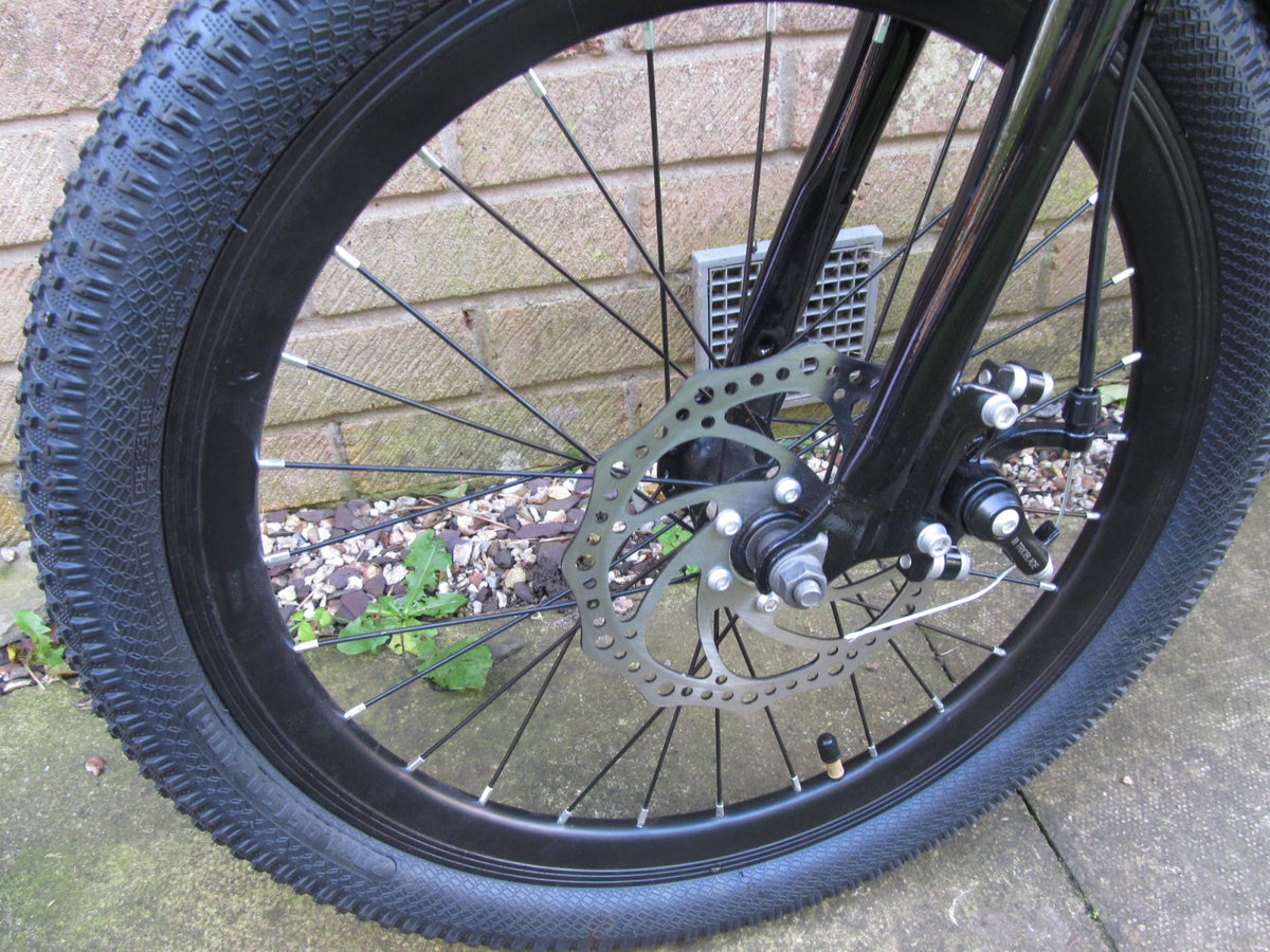 BIKE  FOLDING 20" WHEELS UNISEX DISC BRAKES -EXCELLENT SUPER CONDITION