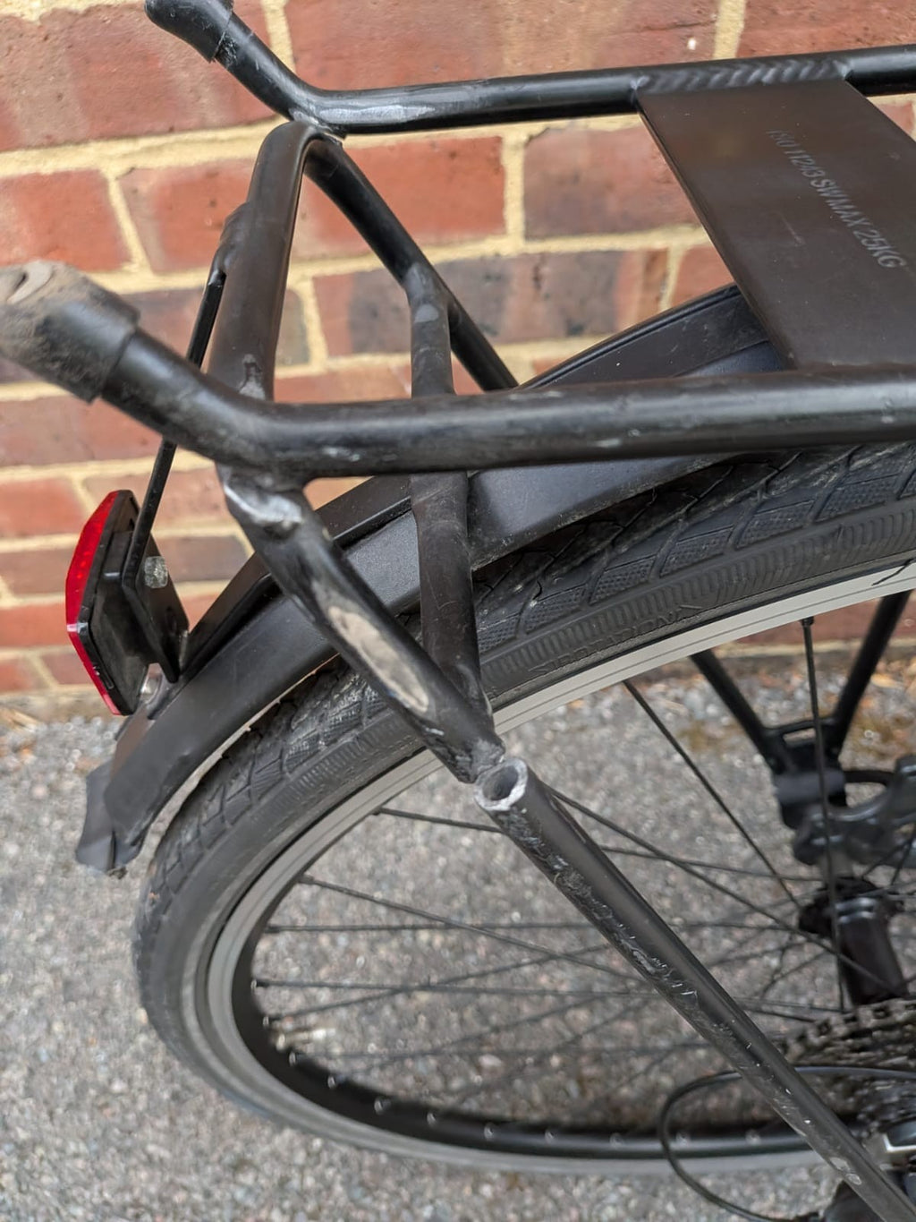 Montague Urban Full-Size Folding Hybrid Bike + Travel Bag (Broken Rear Rack)