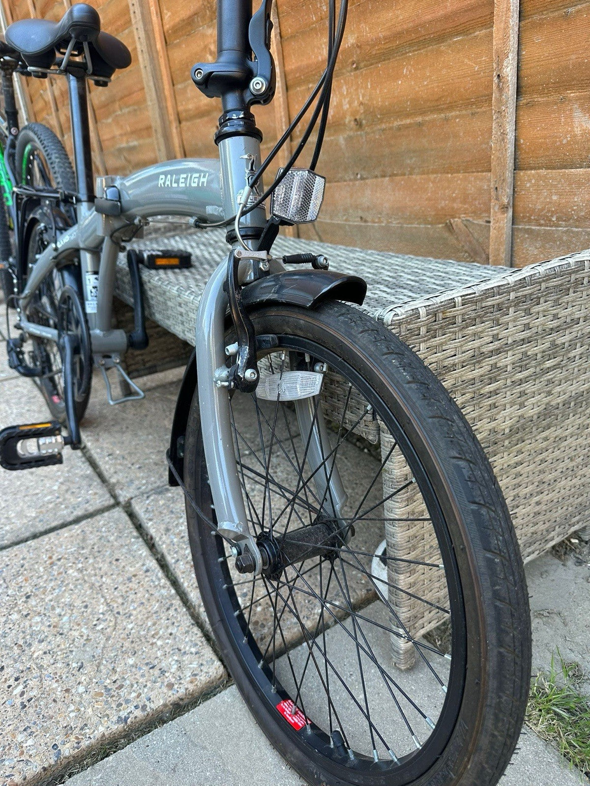 Raleigh Evo 2 Fold Up Grey Commuter Bike Excellent Condition Collection Only