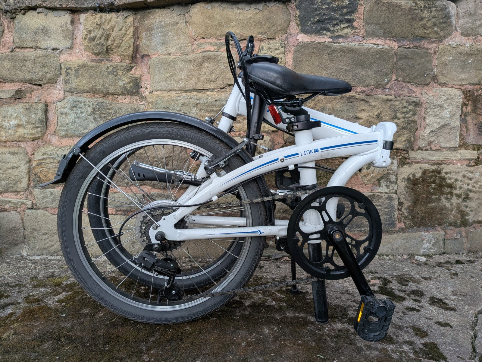 Tern Link B7 Folding Bike 20" 7- Speed - White - Great Condition
