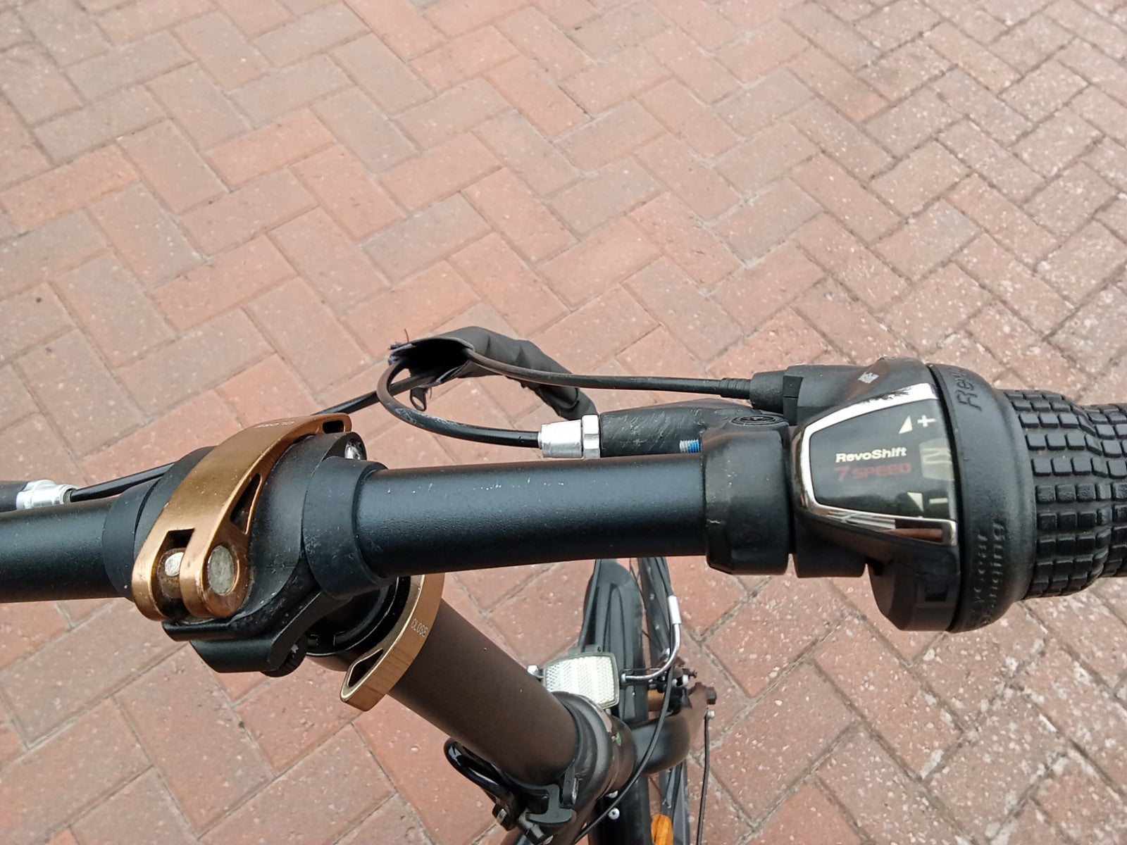 Ecosmo Folding Bike 20in Black 7-Speed Rear Rack Mudguards Kickstand
