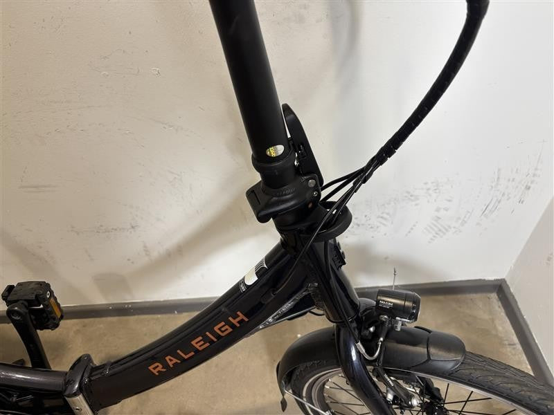 Raleigh Stow-E-Way 20" Folding Bike - Missing Battery