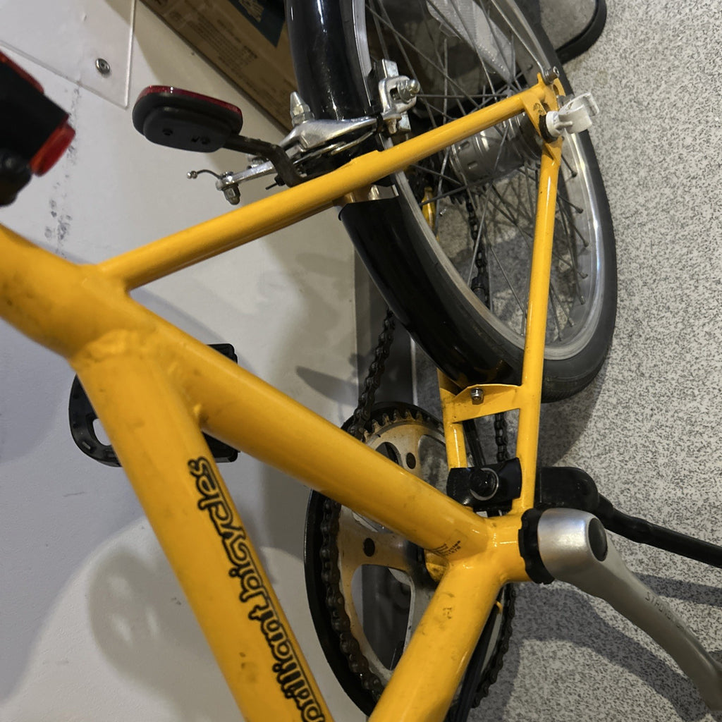 PASHLEY MICRO FOLDING BIKE Commuter Transport Fold it Yellow Cresswell Brilliant