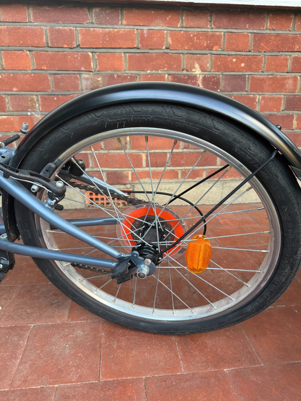 BTWIN Fold 120 Folding Bike - 20” Wheels - 6 Speed - With Kryptonite Lock +Cable