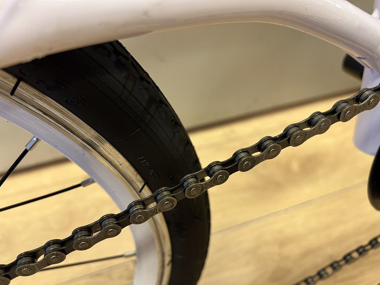 Used Compact Folder 20" Wheel White Small Folding Commute Bike