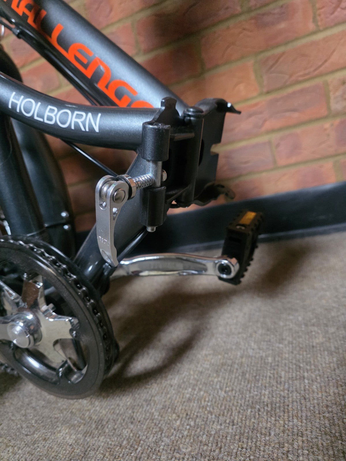 Holborn Challenge 20-inch Wheels Folding Bike  COLLECTION ONLY