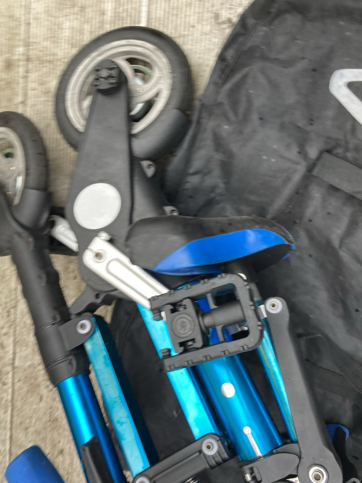 Rare Clive Sinclair A-Bike folding bike iconic commuting travel collector