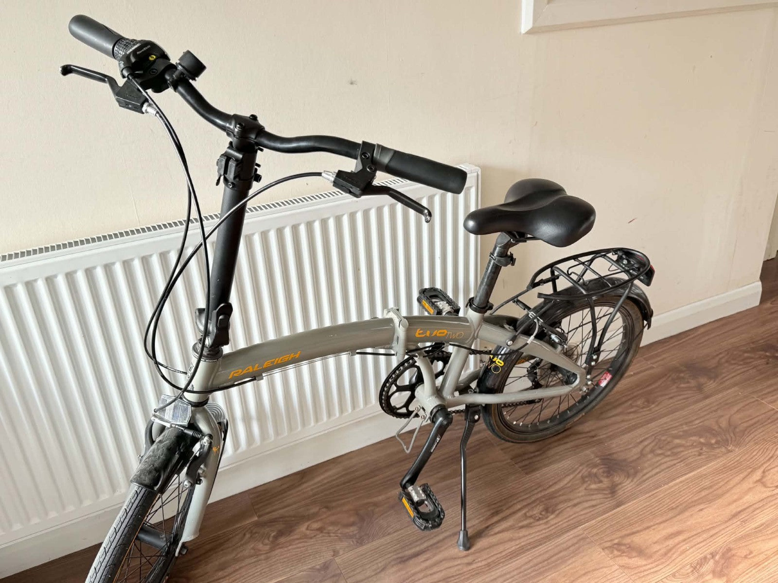 Raleigh Evo 2 Folding Bike - Grey - 7 Speed (Very Good Condition)