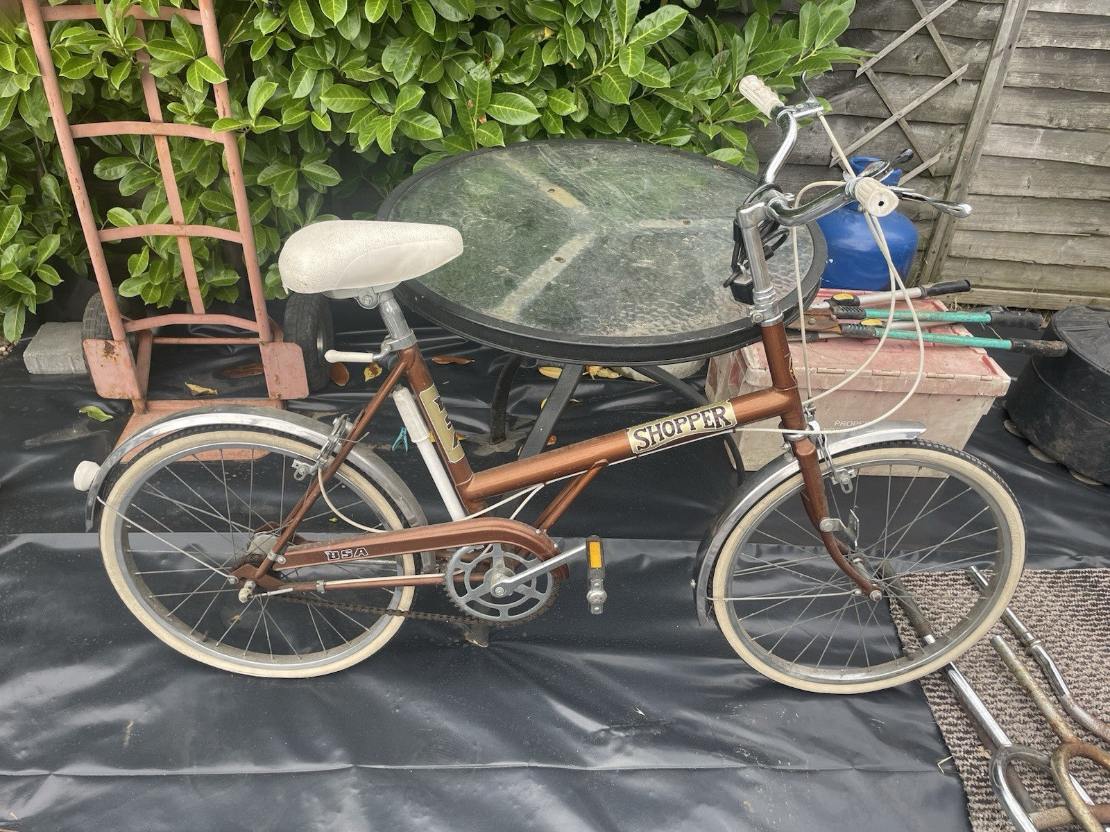 BSA Shopper Folding Bike 20 in 1 Speed Brown/White Mudguards Caliper Brakes