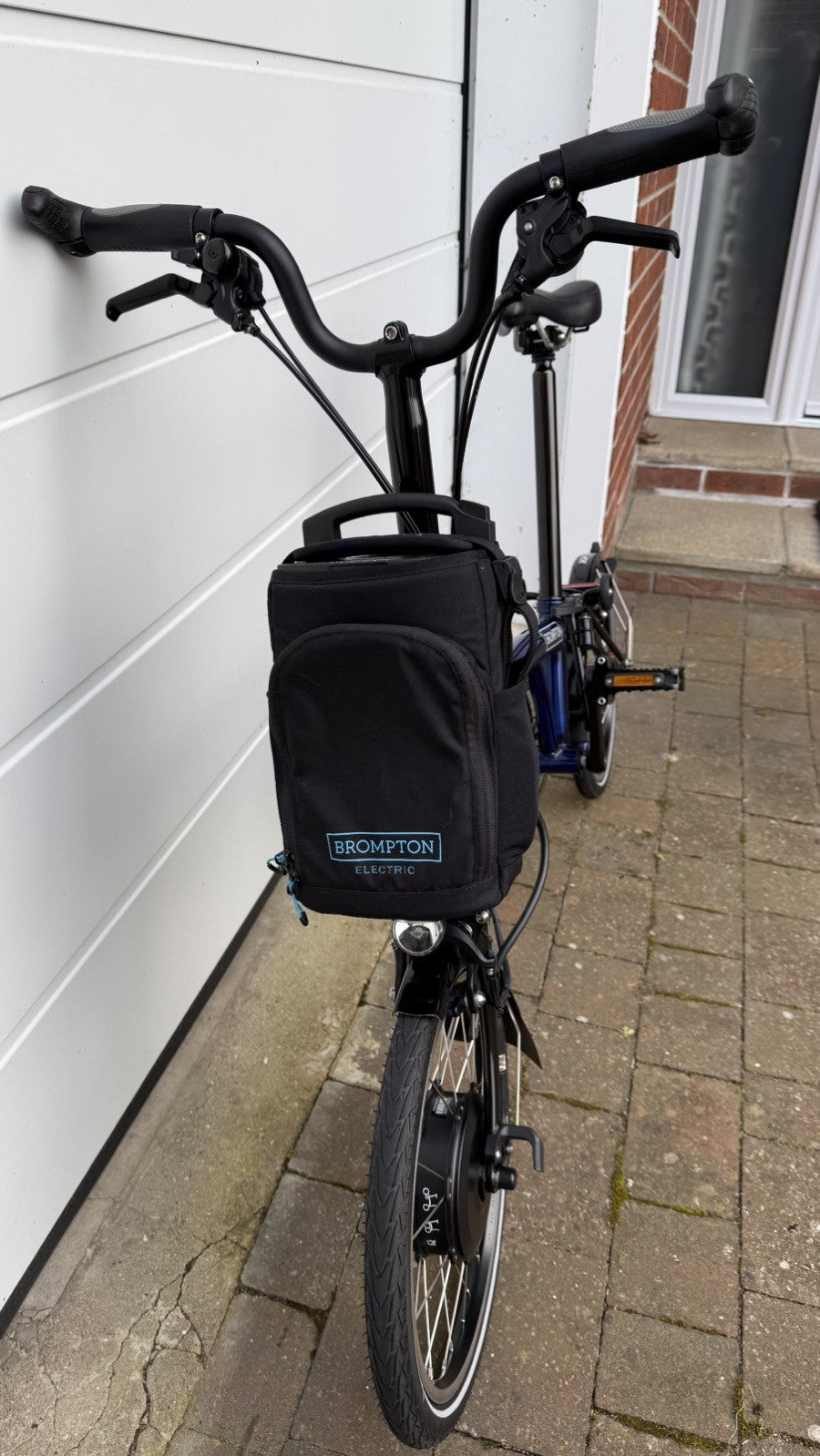 Brompton - C Line E-Folding Bike - M6L -Bolt Blue Lacquer - Near Mint Condition